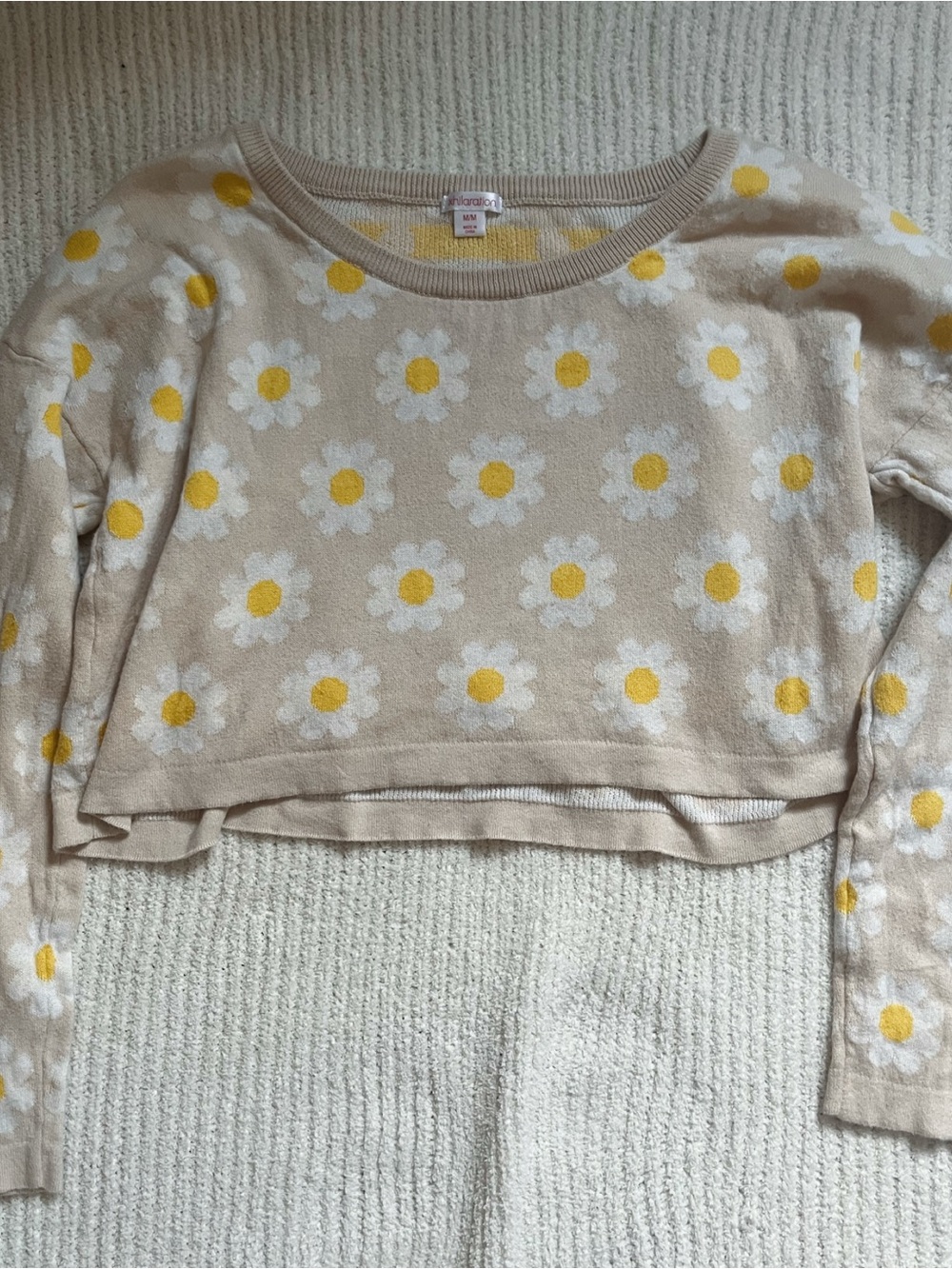 Xhilaration Beige Cropped Daisy Crewneck Sweater with Yellow Centers
